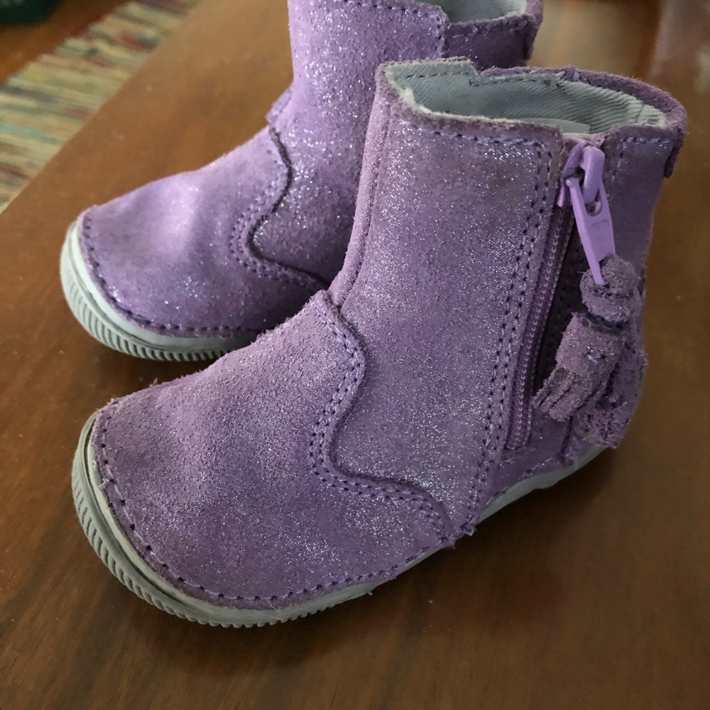 Purple sparkly stride rite boots